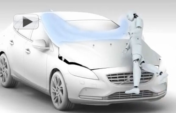 וולוו V40 - הראשונה בעולם עם כרית אוויר להולכי רגל