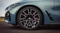 2025-BMW-i4-M50-xDrive-18