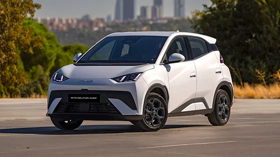 עם 5 מושבים: 2027 BYD דולפין סרף זוכה למקצה שדרוגים 2027 BYD דולפין סרף