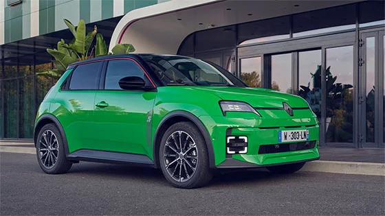 רנו 5 E-TECH במבצע - הנחה של 9,000 שקל 2026 רנו 5 E-TECH