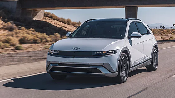 חדש בישראל: 2026 יונדאי איוניק 5 - מחיר החל מ-214,990 שקל 2026 יונדאי איוניק 5