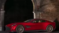 4.AstonMartinVanquish_1