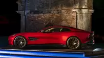 5.AstonMartinVanquish_2