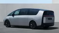 li-mega-ev-mpv-r4-10