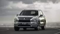 mitsubishi_outlander_phev_951