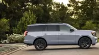 All-New 2025 Ford Expedition_Stealth Performance_04