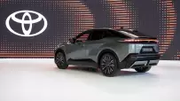 2025_Toyota_C-HR+_AWD_006